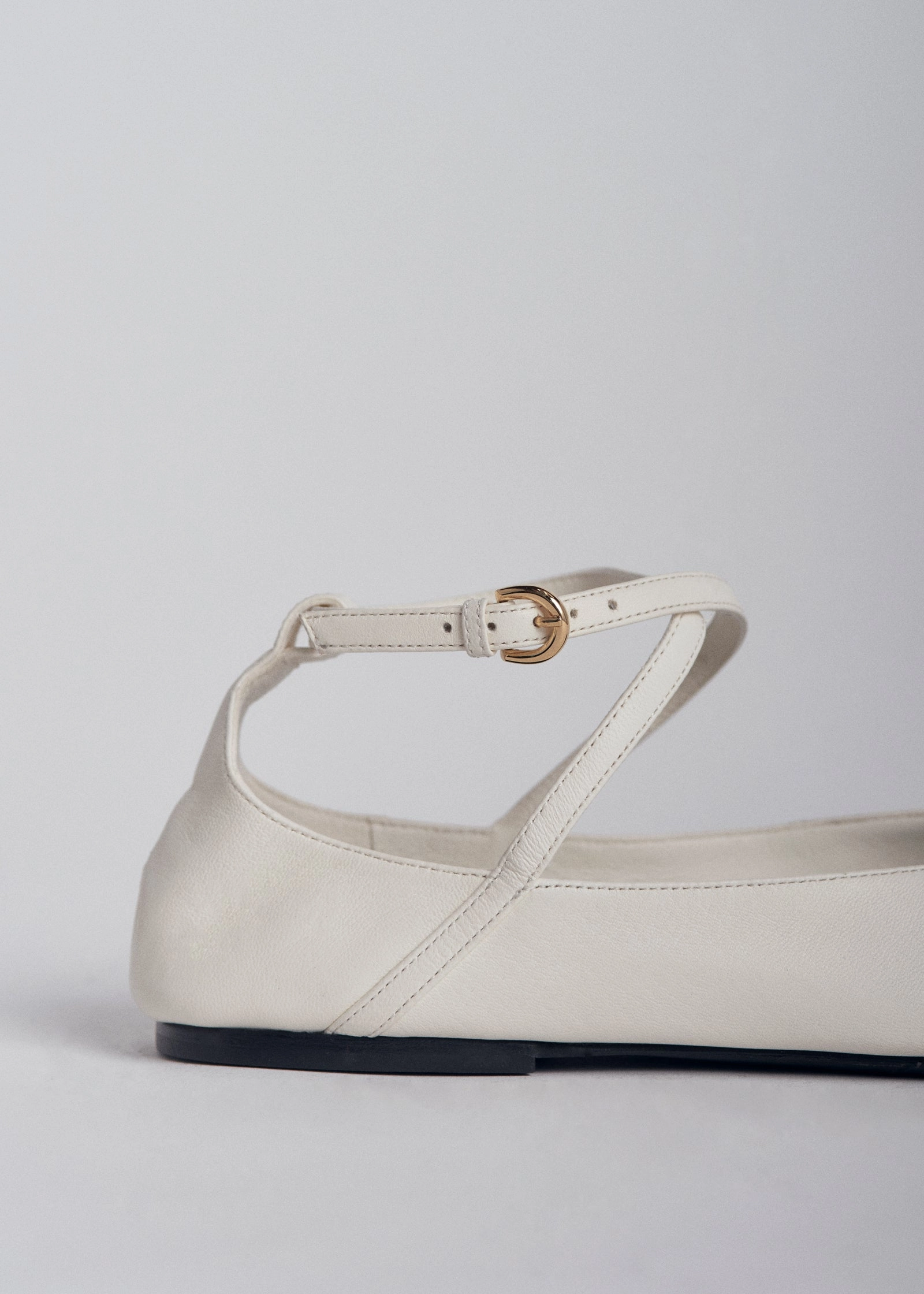 Ankle Strap Ballerina in Chiffon Leather - Ivory