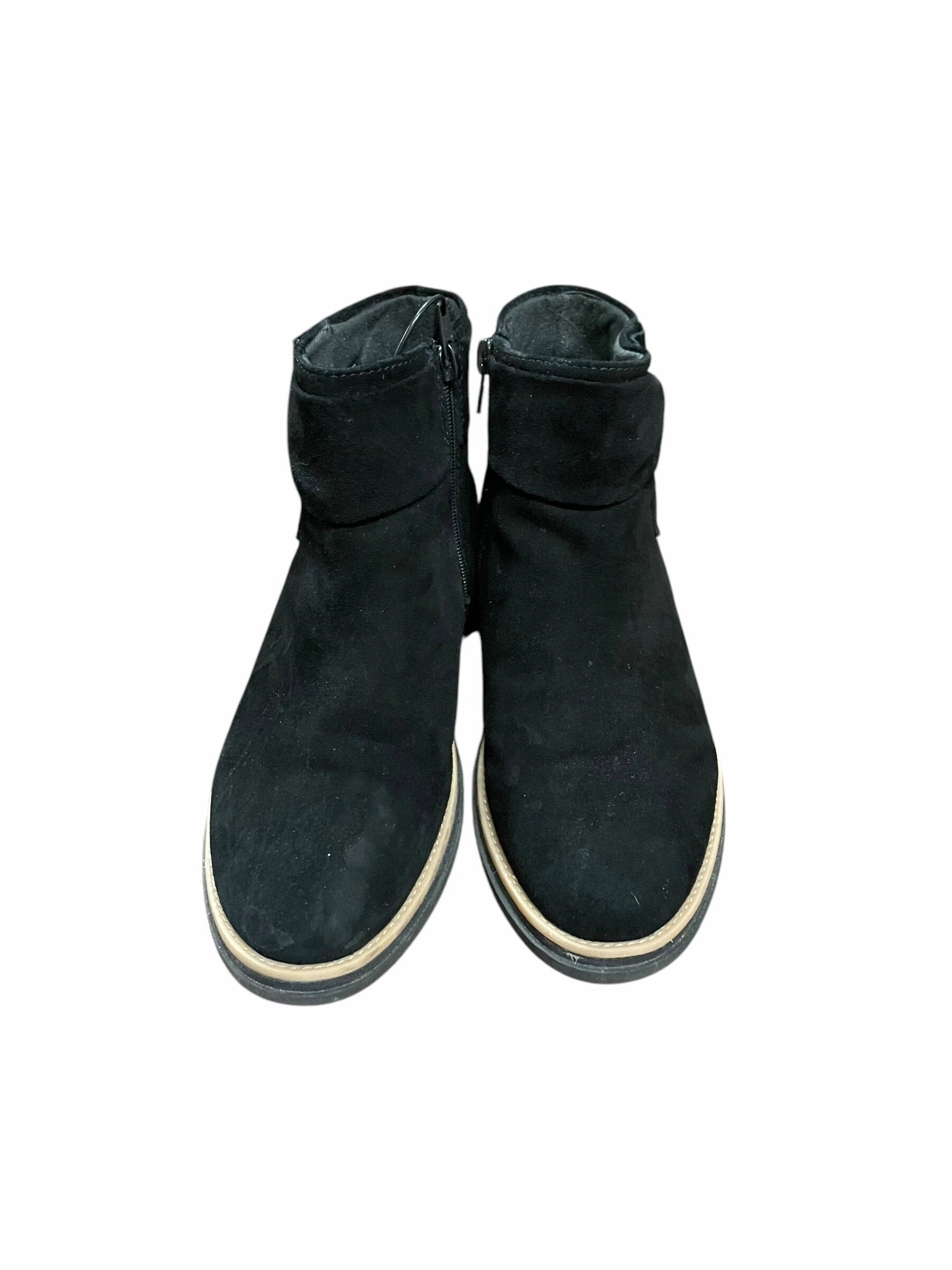 Boots Ankle Flats By Clarks  Size: 6.5