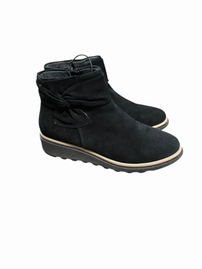 Boots Ankle Flats By Clarks  Size: 6.5