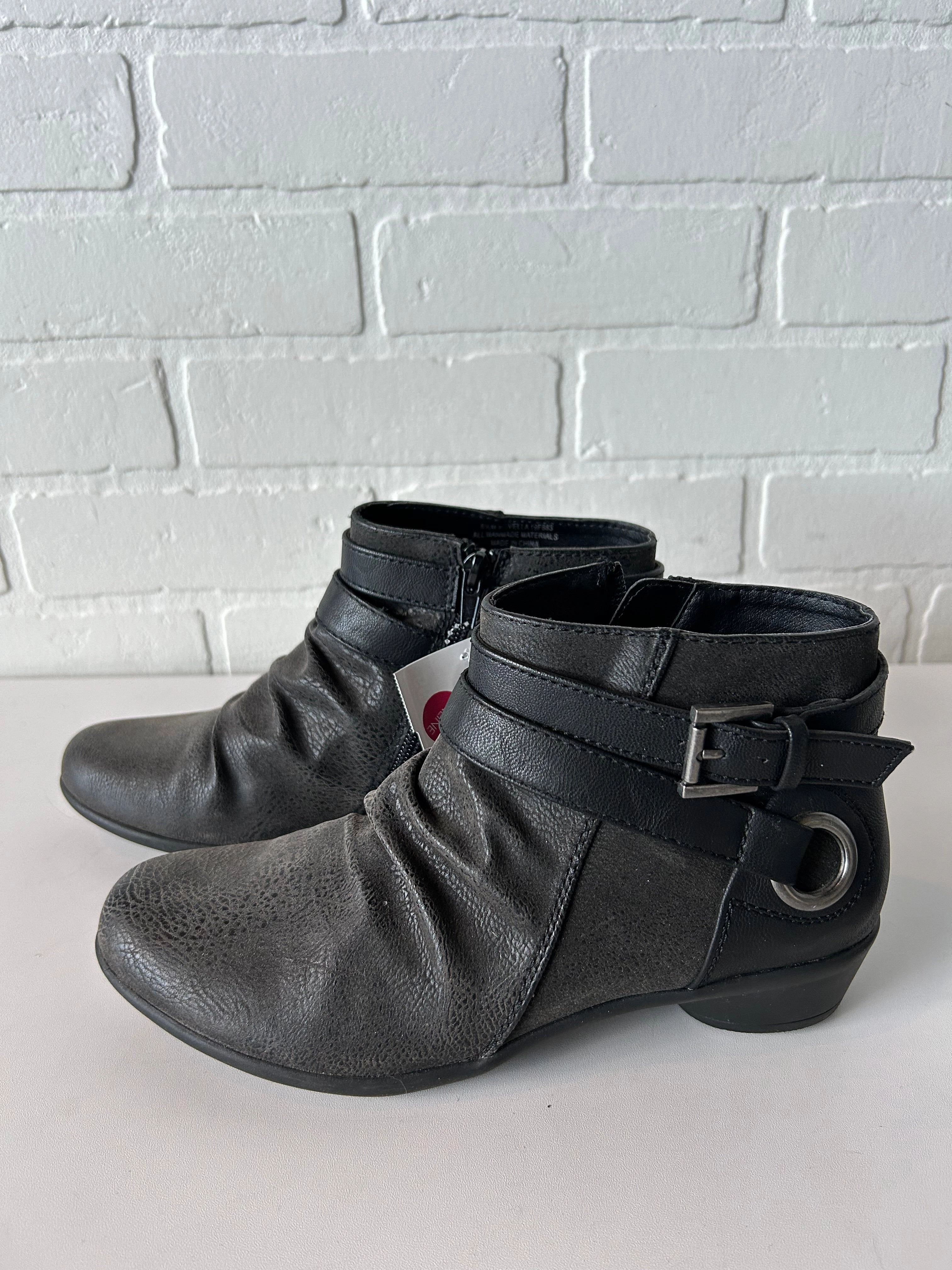 Boots Ankle Flats By Madeleine In Black, Size: 6.5