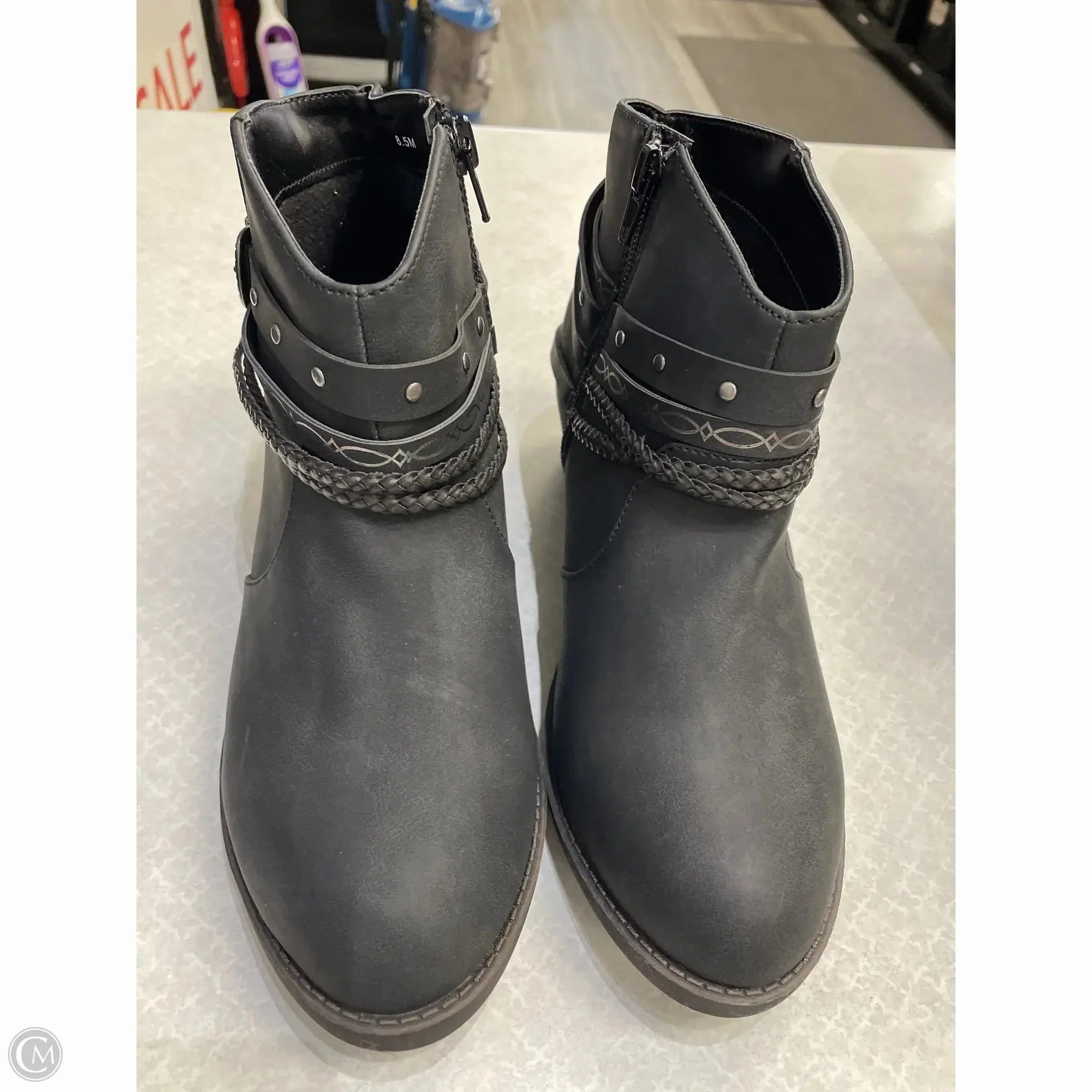 Boots Ankle Heels By Clothes Mentor In Black, Size: 8.5
