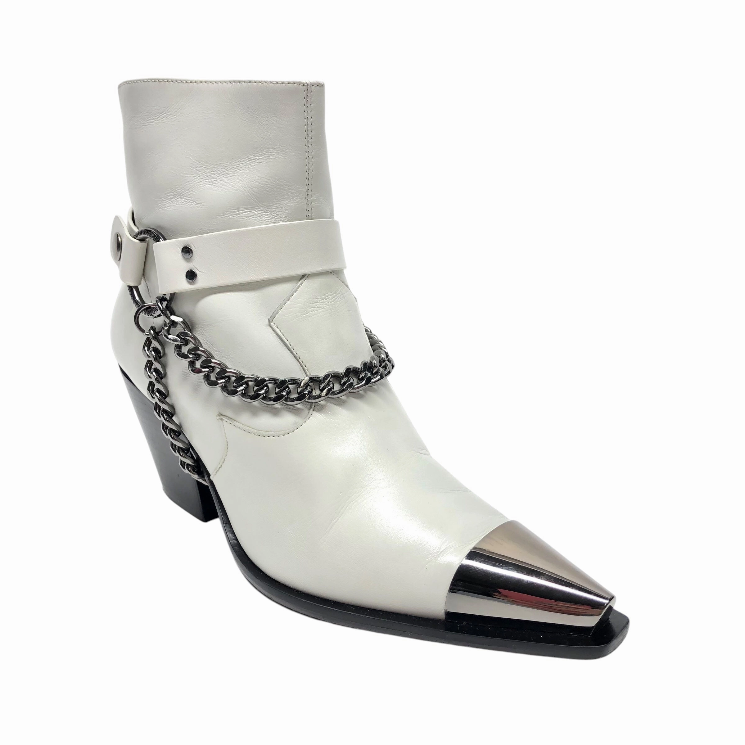 Boots Ankle Heels By Dundas In White, Size: 7