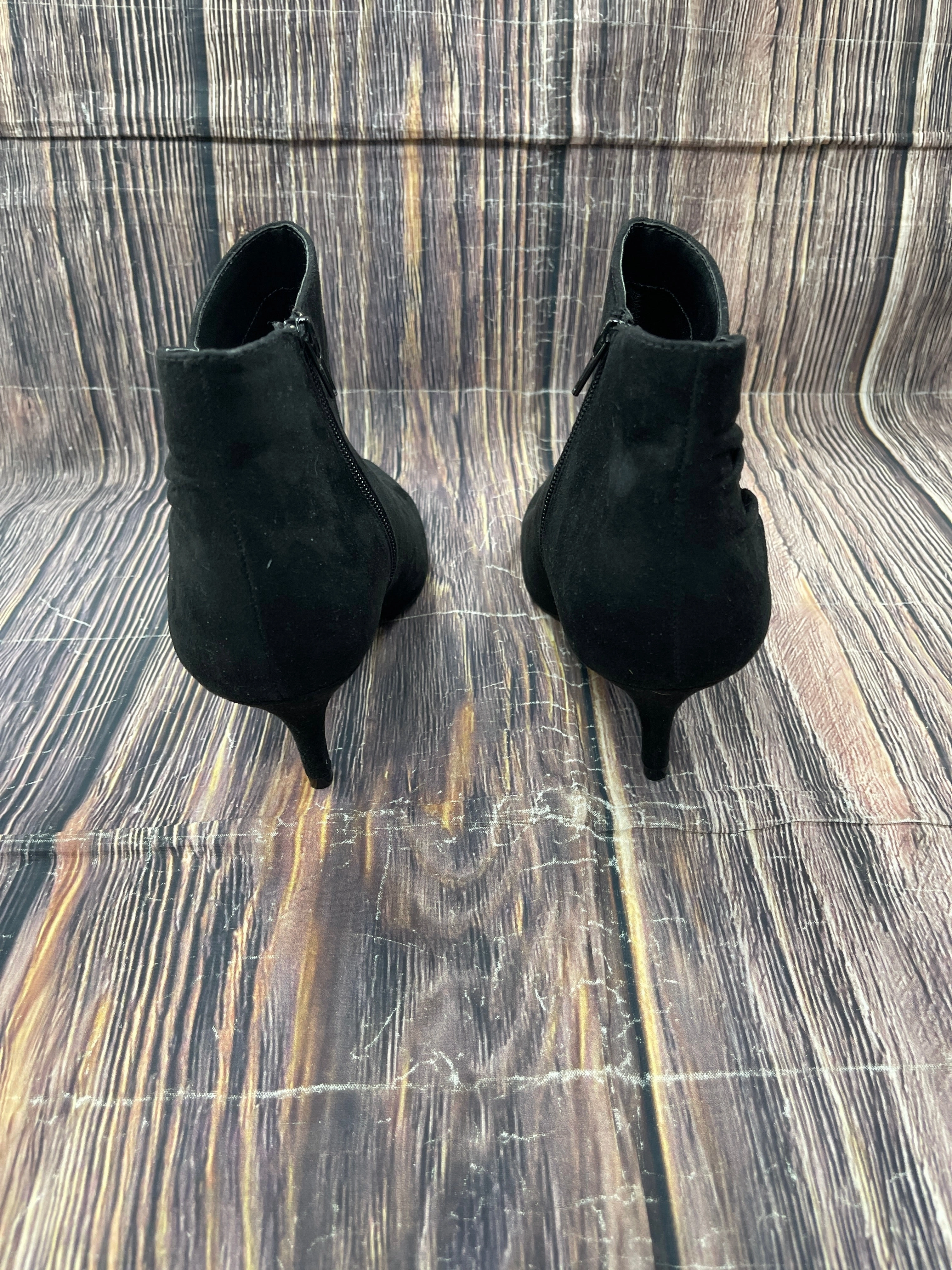 Boots Ankle Heels By Kelly And Katie In Black, Size: 9