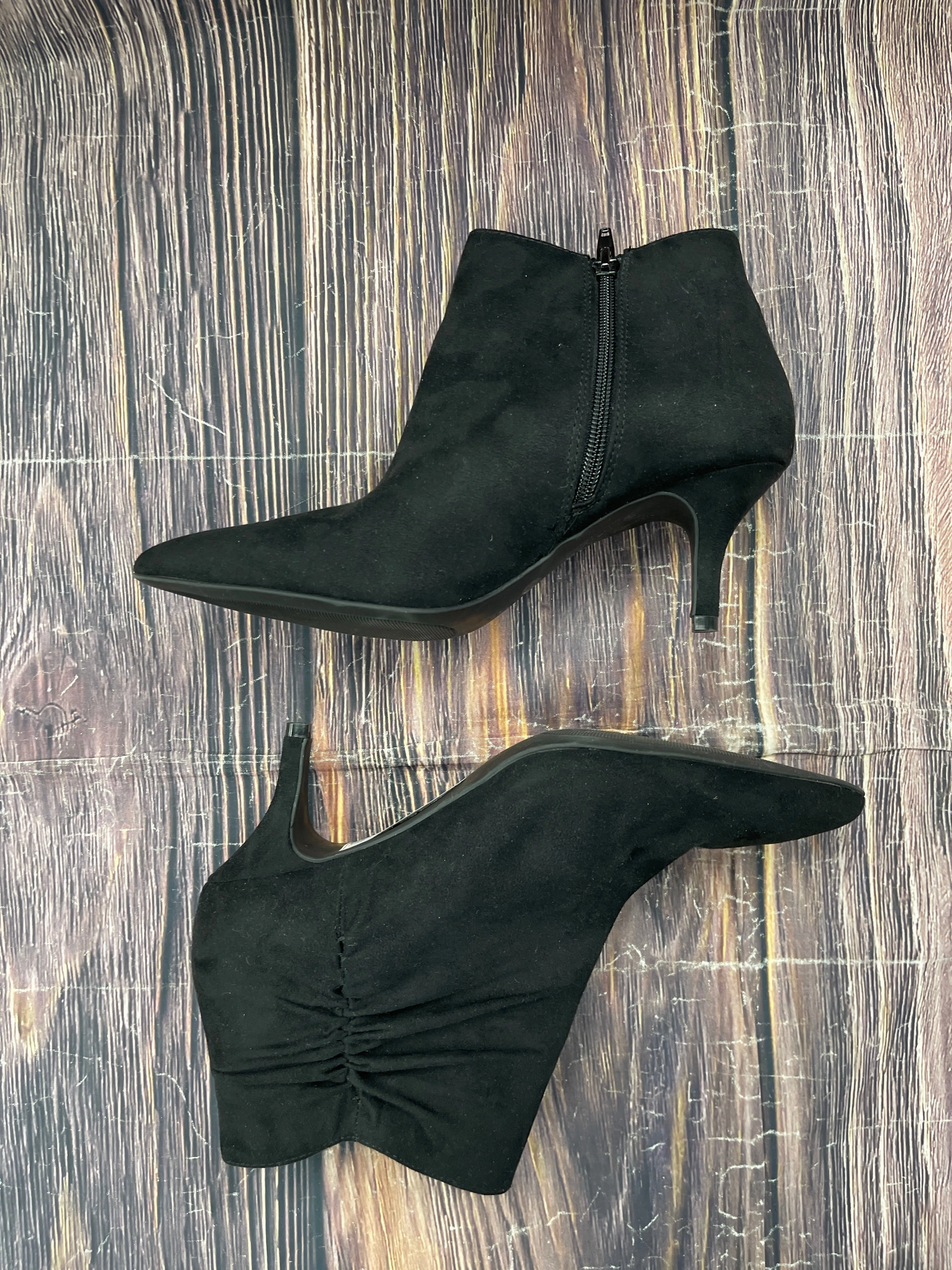 Boots Ankle Heels By Kelly And Katie In Black, Size: 9