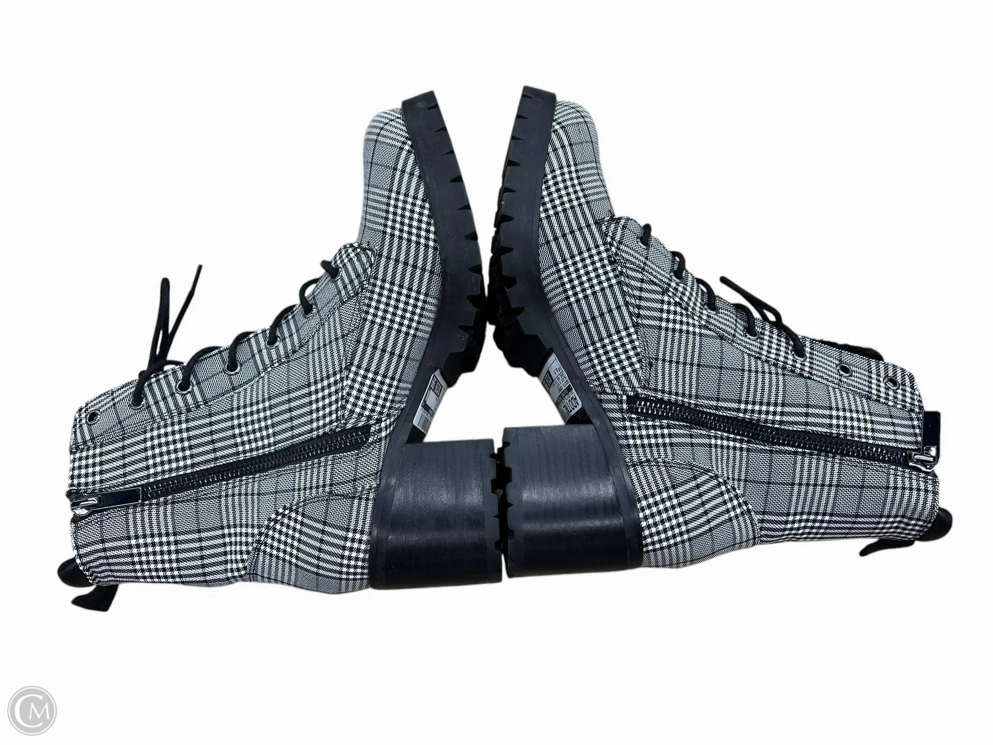 Boots Combat By Clothes Mentor In Black & White, Size: 8.5