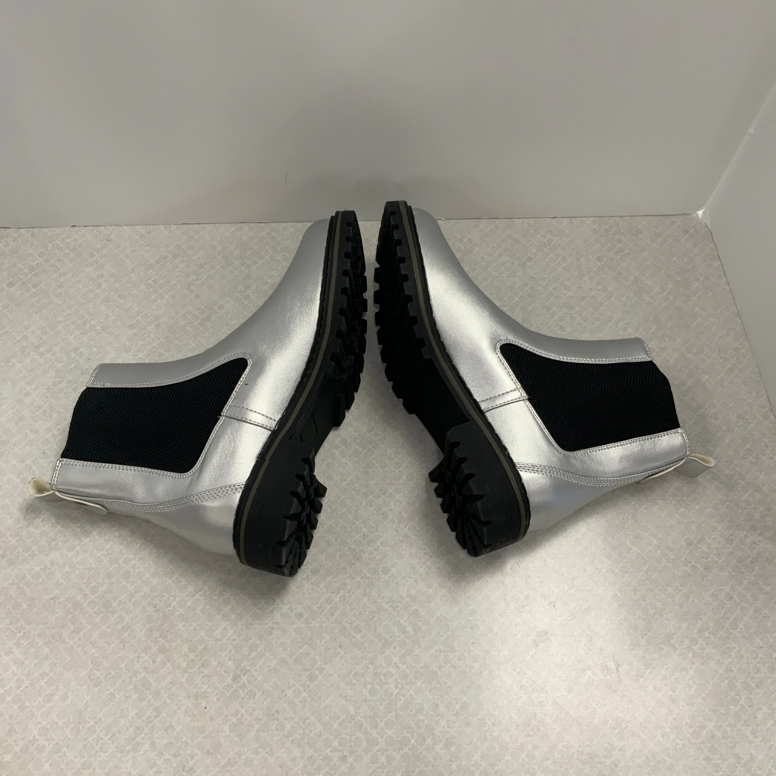 Boots Combat By Corkys In Silver, Size: 9