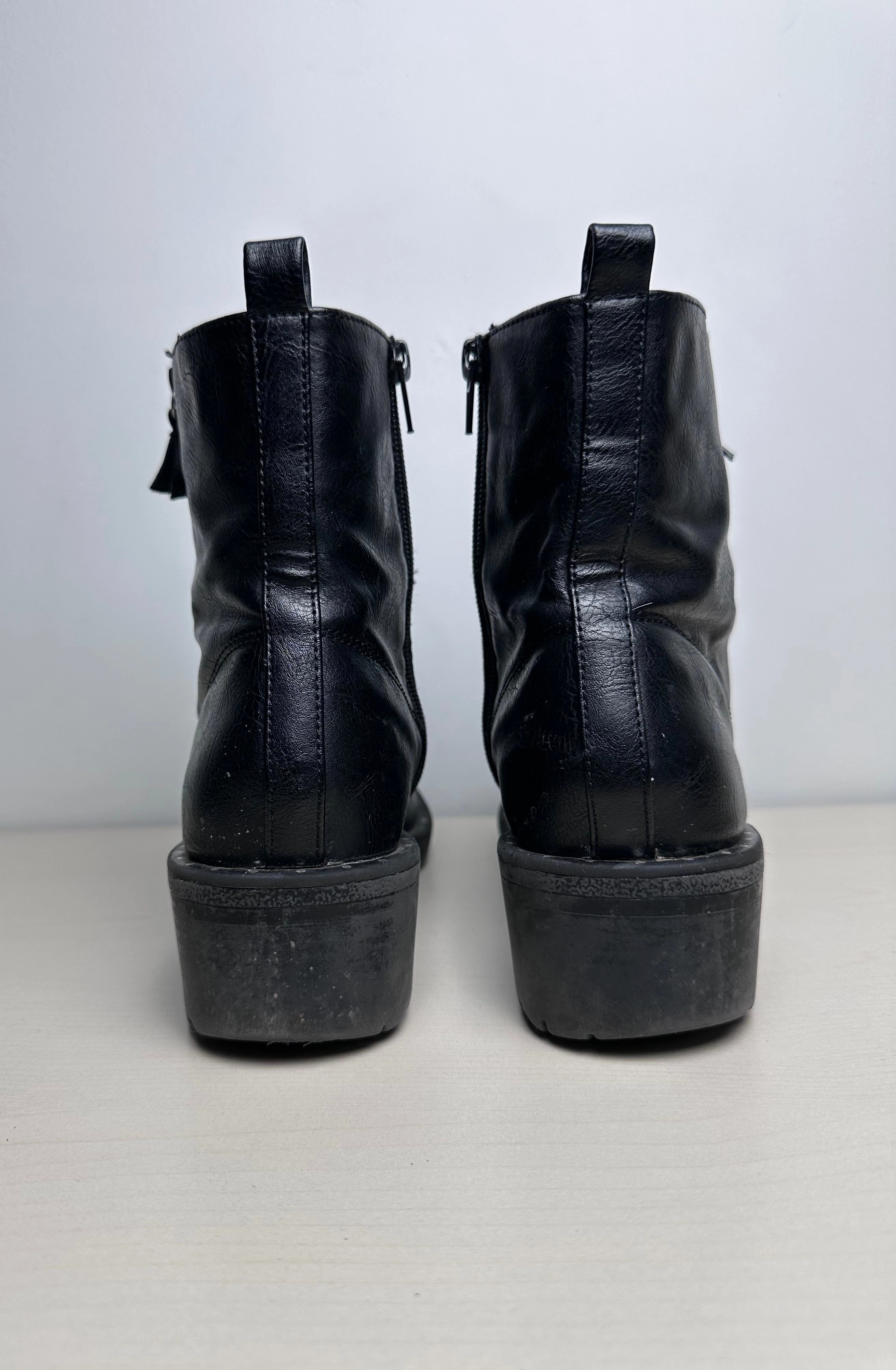 Boots Combat By Report In Black, Size: 9