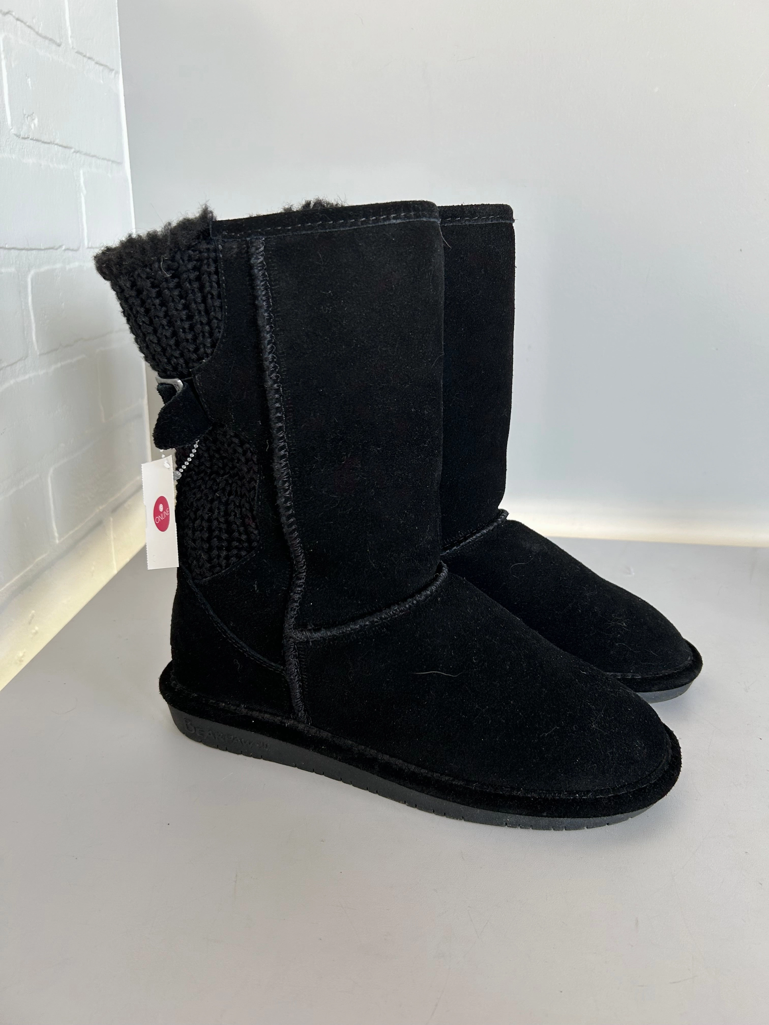 Boots Mid-calf Flats By Bearpaw In Black, Size: 8