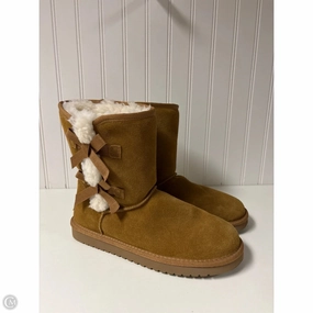 Boots Snow By Koolaburra By Ugg In Tan, Size: 8