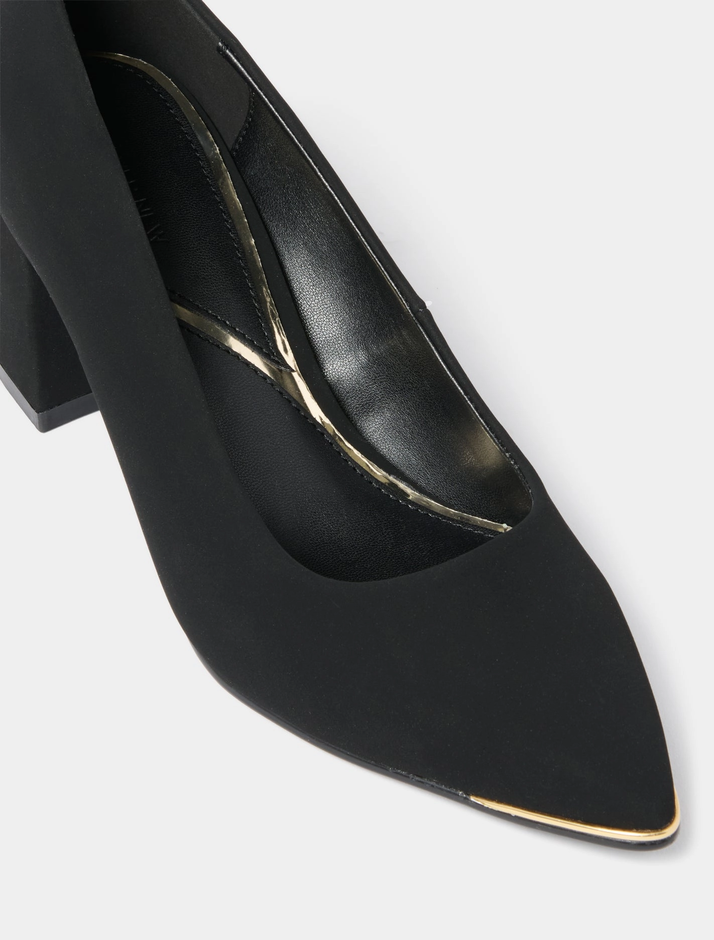 Ellie Block Heel Court Shoe