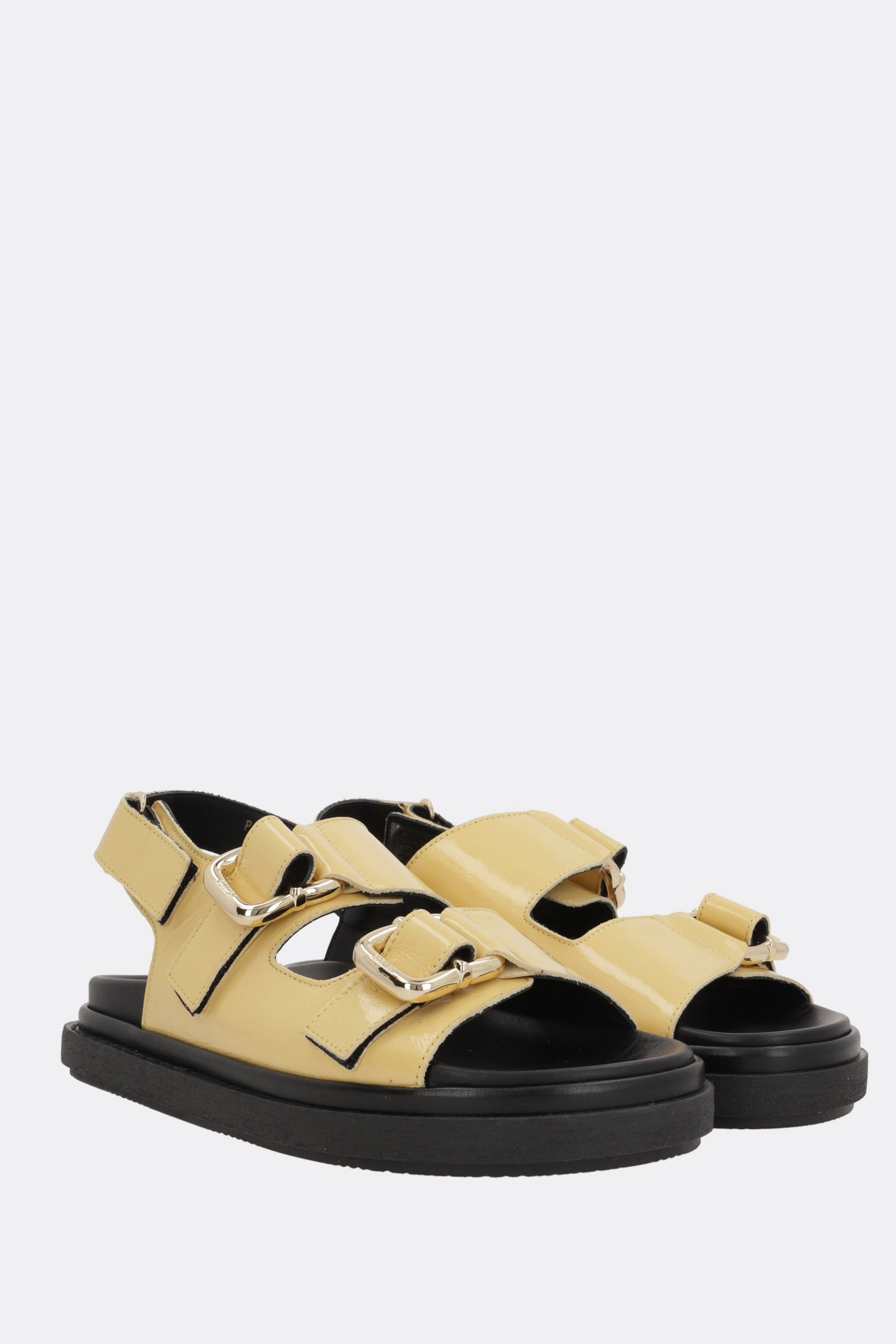 Harper Onix fussbet sandals in patent leather
