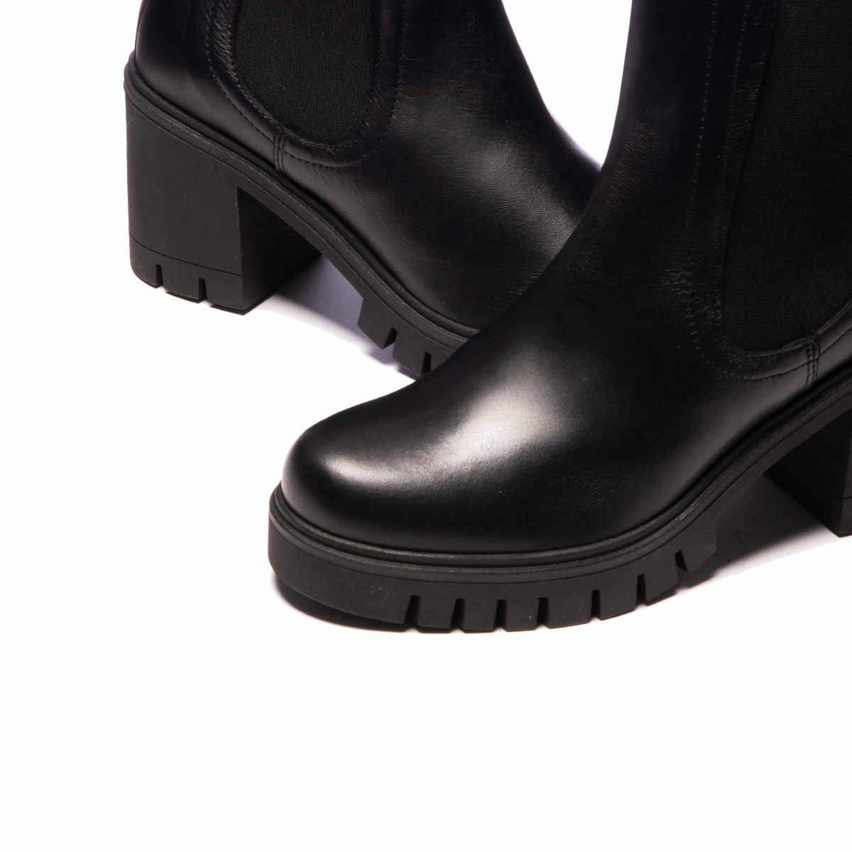 Jasper Black Leather