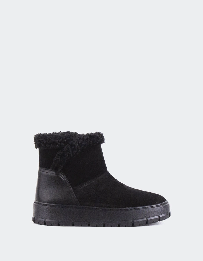 Primord Black Suede
