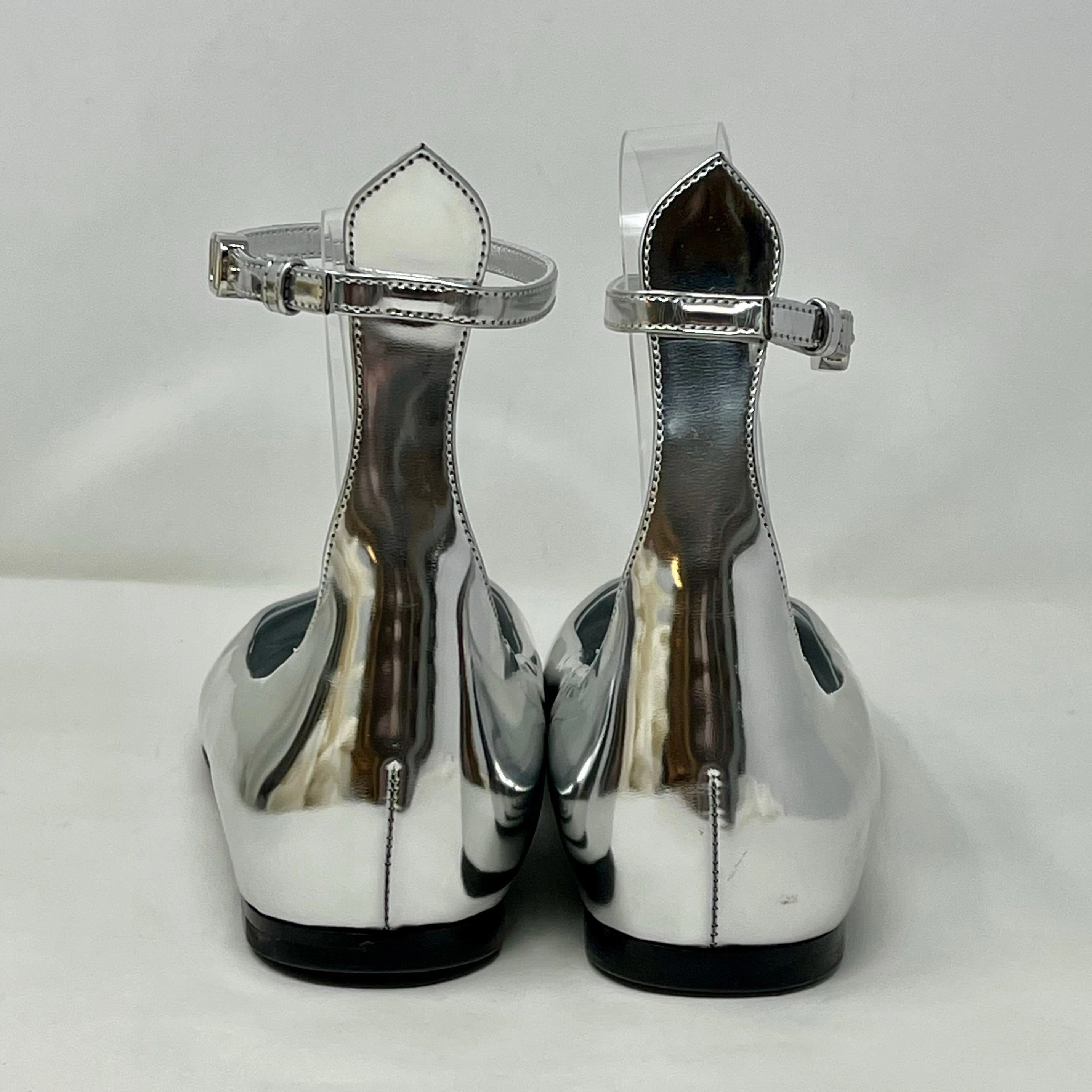 Valentino Flats